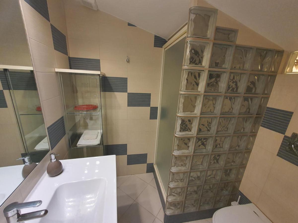 La Ghibellina. Confortevole,Posizione Privilegiata Siena Bagian luar foto